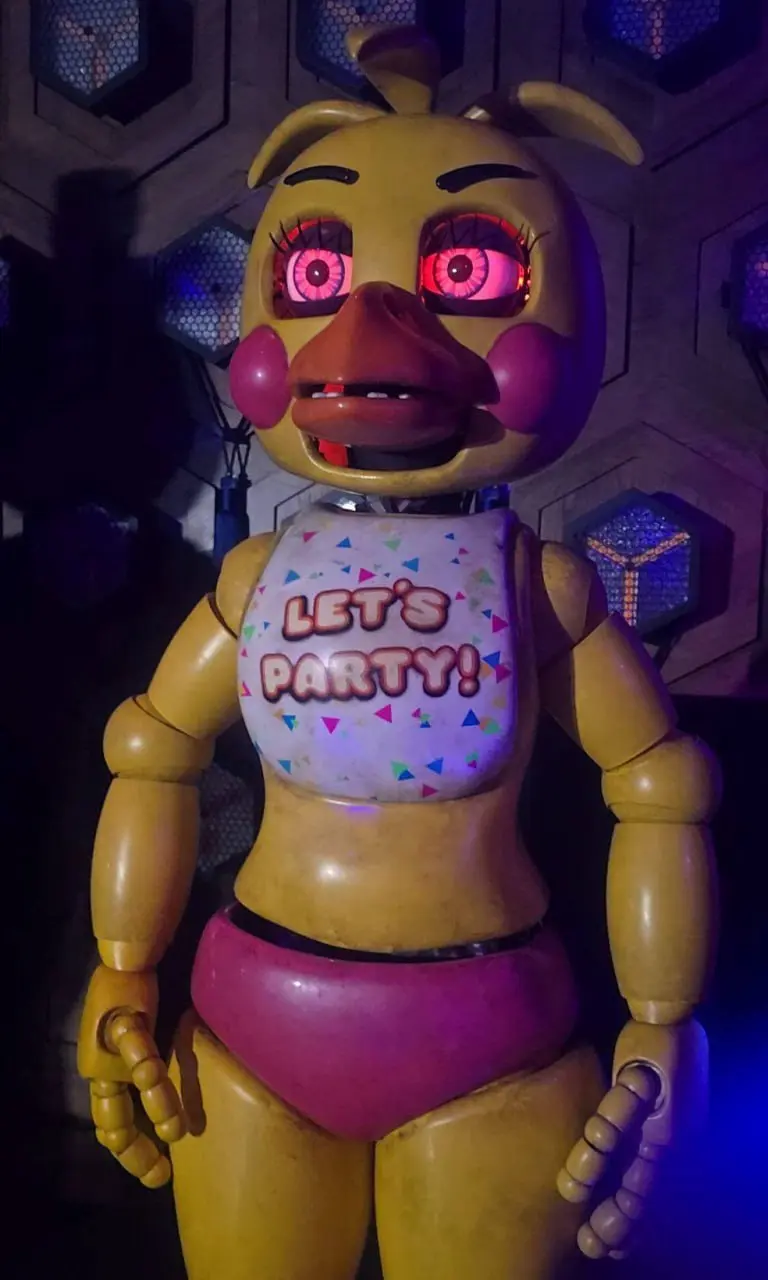 Рассматриваем аниматроников