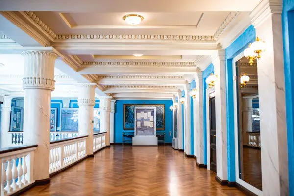 Новое закулисье ХМТ