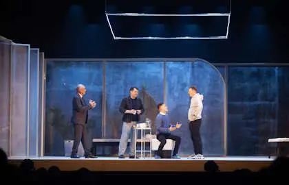 Спектакль о мужчинах