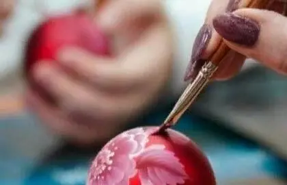 Мастер-класс по росписи новогодних игрушек