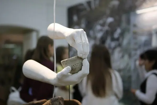 Экскурсия по выставке Стильный Томск