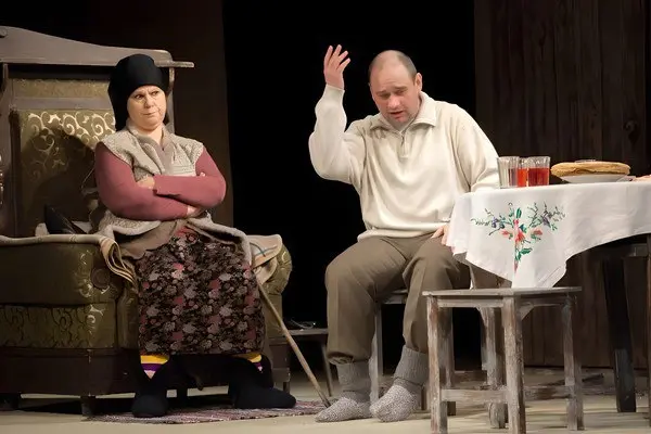 Спектакль Дорогой подарок по пьесе Олега Малышева