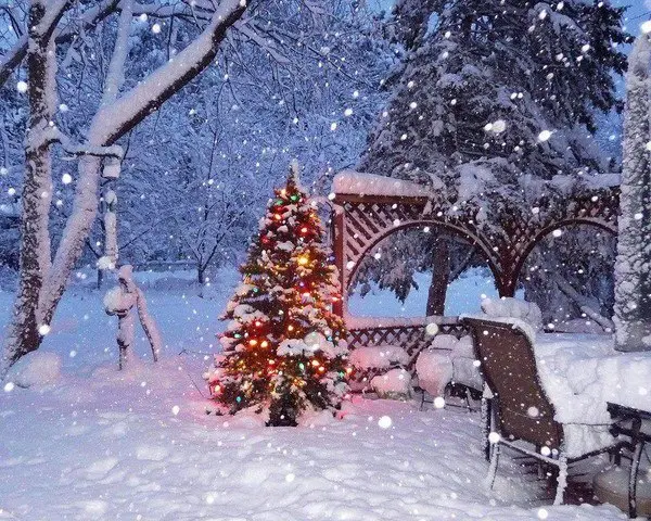 Праздничное новогоднее мероприятие для детей