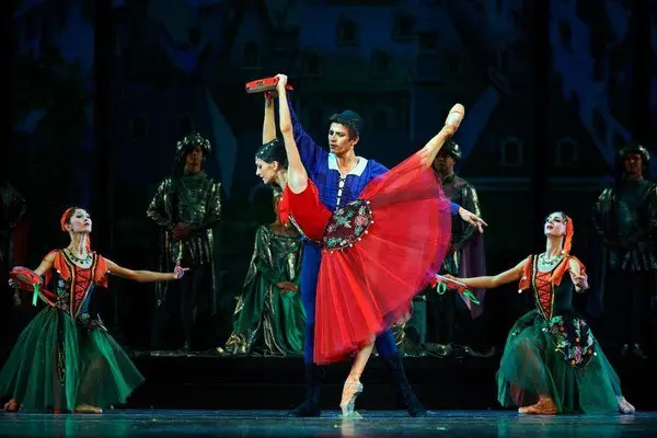 Спектакль Эсмеральда