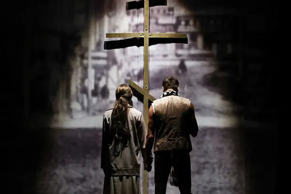 Показ классической постановки Раскольников