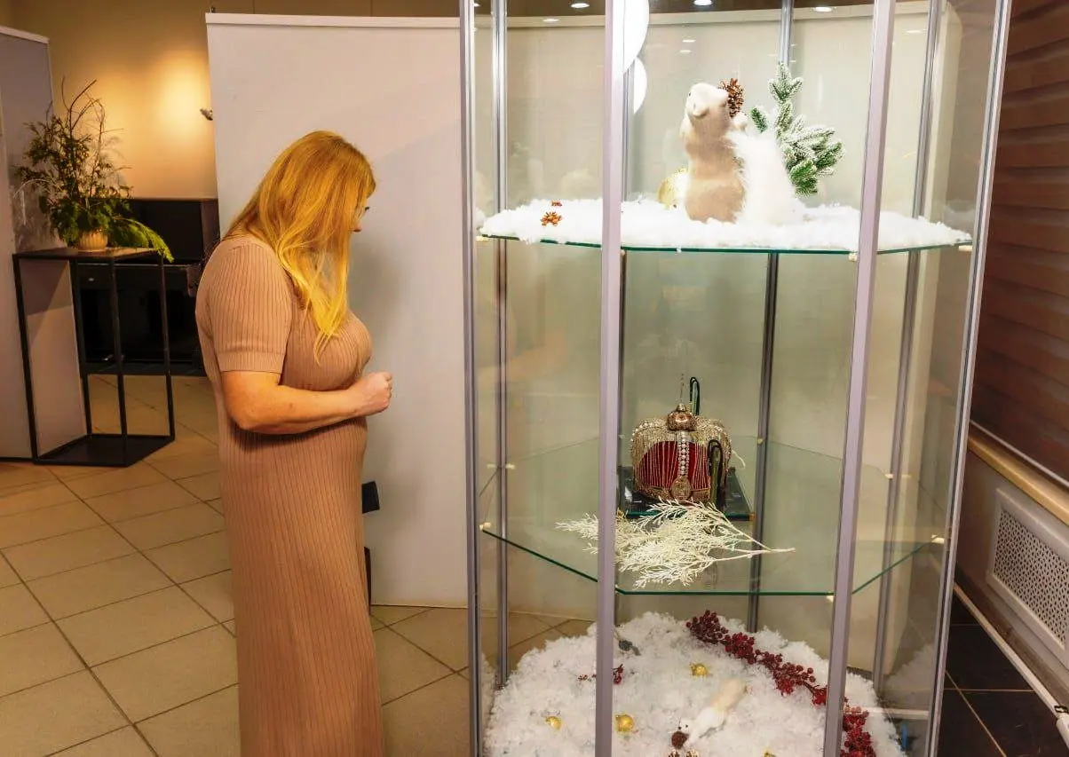 Выставка ювелирных изделий Костромской Снегурочки