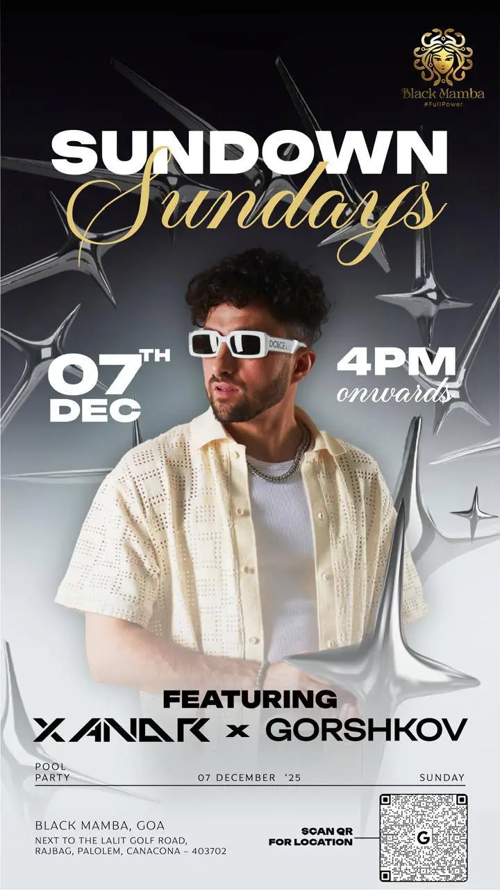 Pool Party in Black Mamba