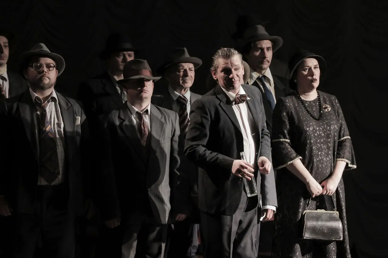 Спектакль по пьесе Москва-Петушки