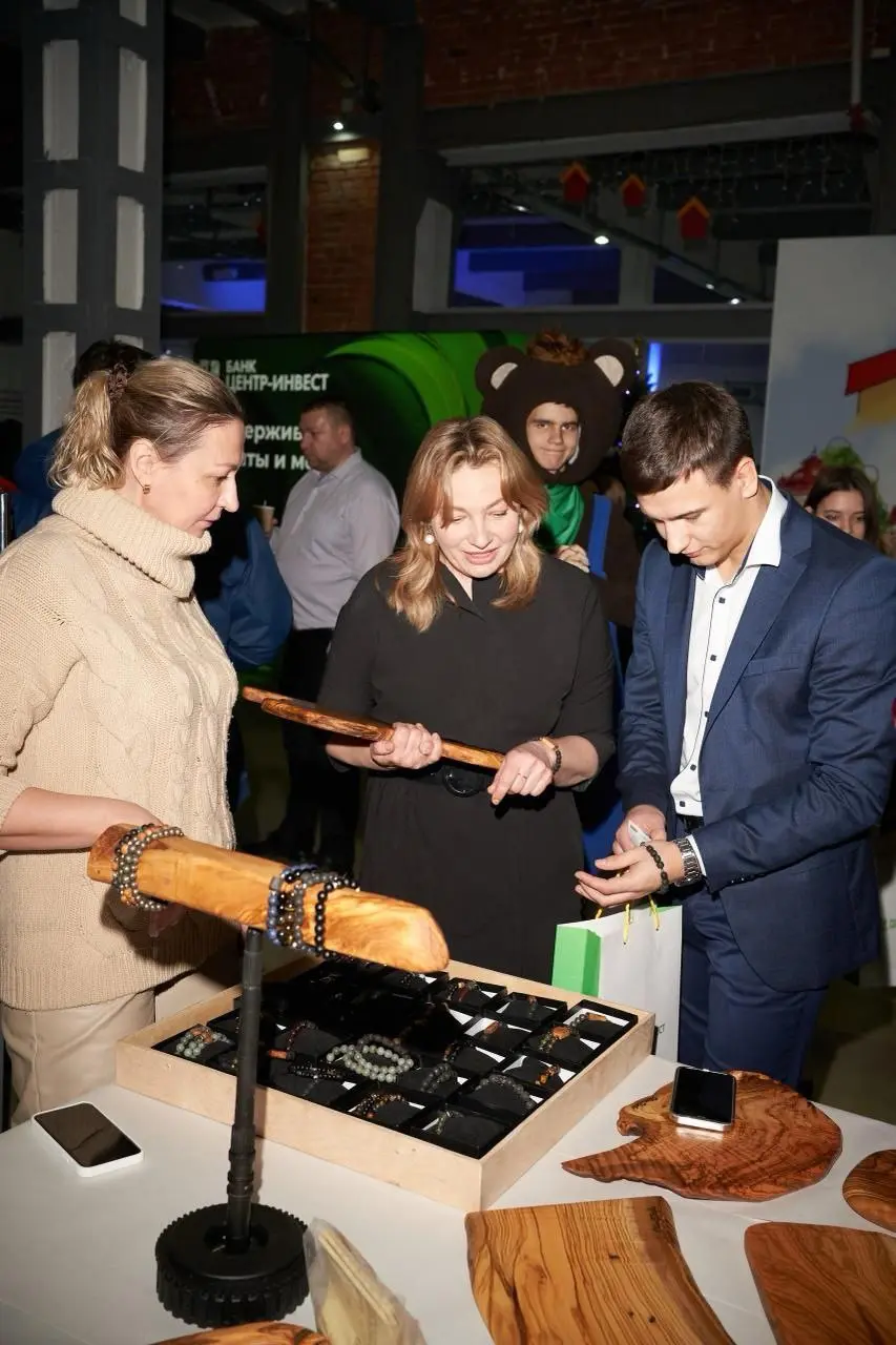 Предновогодний маркет от локальных мастеров