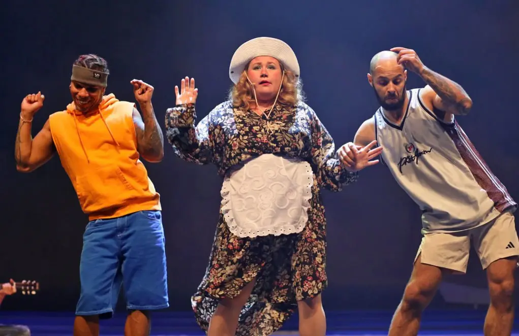 Мюзикл-шоу Босоногий мальчик