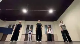 K-POP по Пушкинской