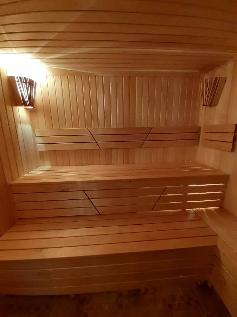 Посещение русской бани на дровах