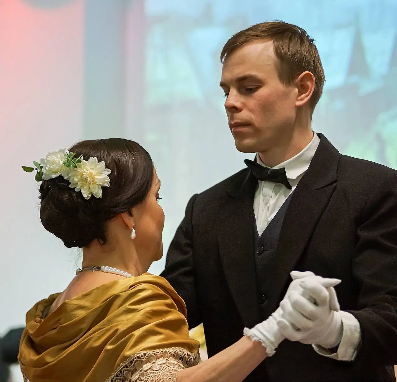 Мастер-классы по подготовке к Святочному балу