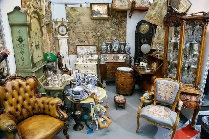 Выставка-ярмарка антиквариата Блошиный рынок