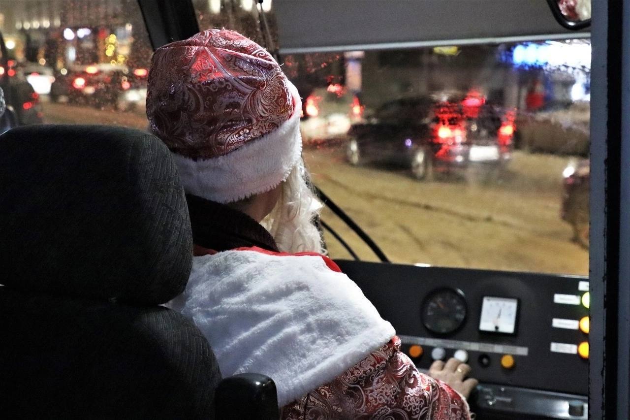Новогодние трамвайчики