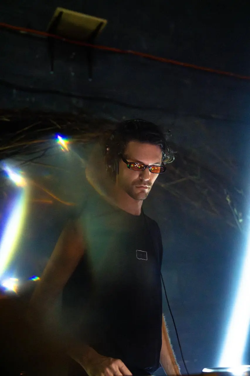 Выступления диджеев на BRUTALIST