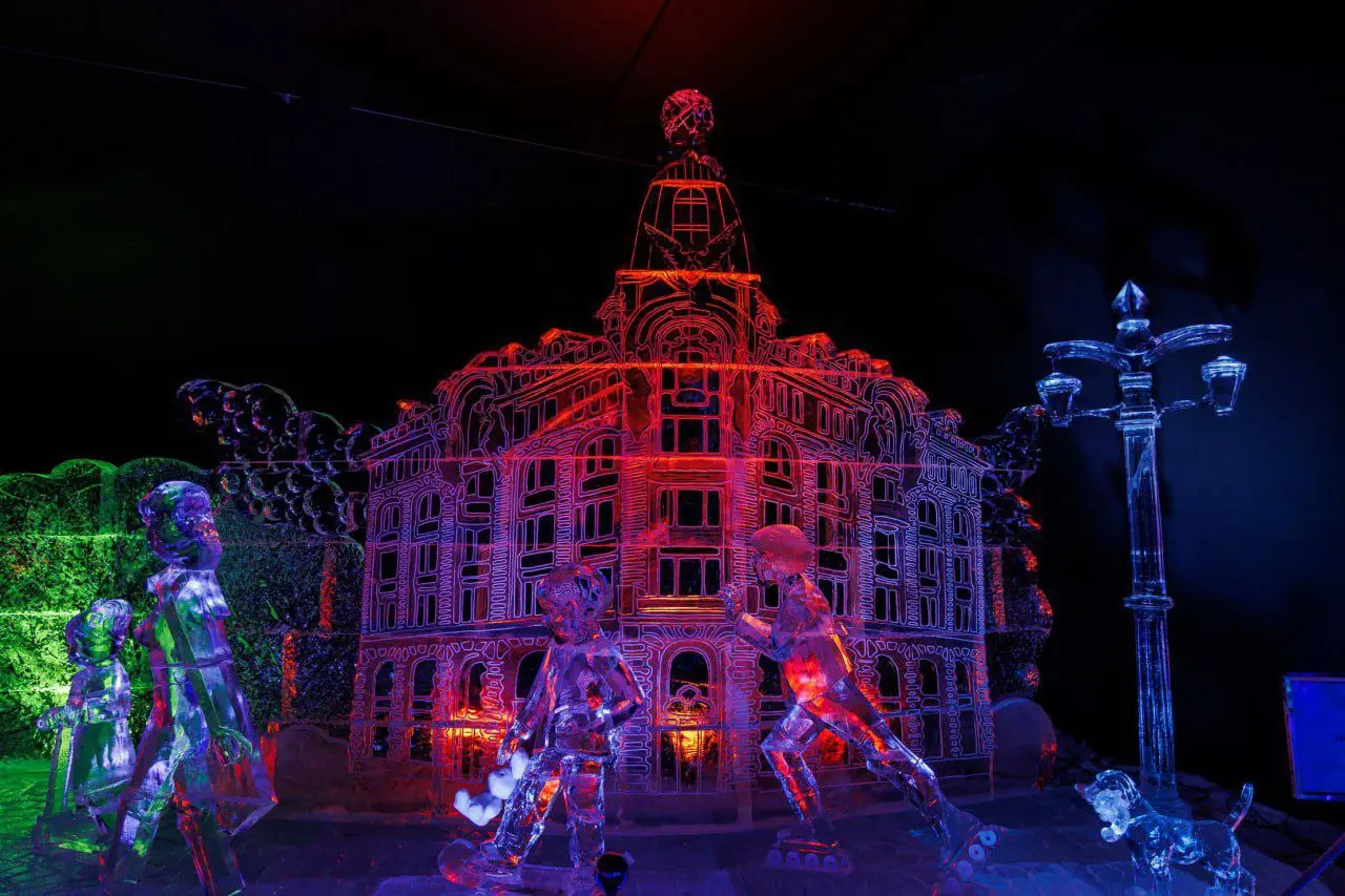 Фестиваль ледовых скульптур «КроншЛёд»