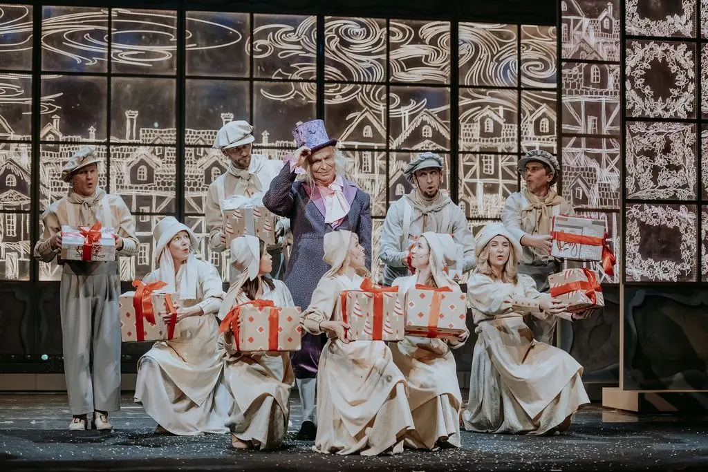 Показ мюзикла «Рождественская история»