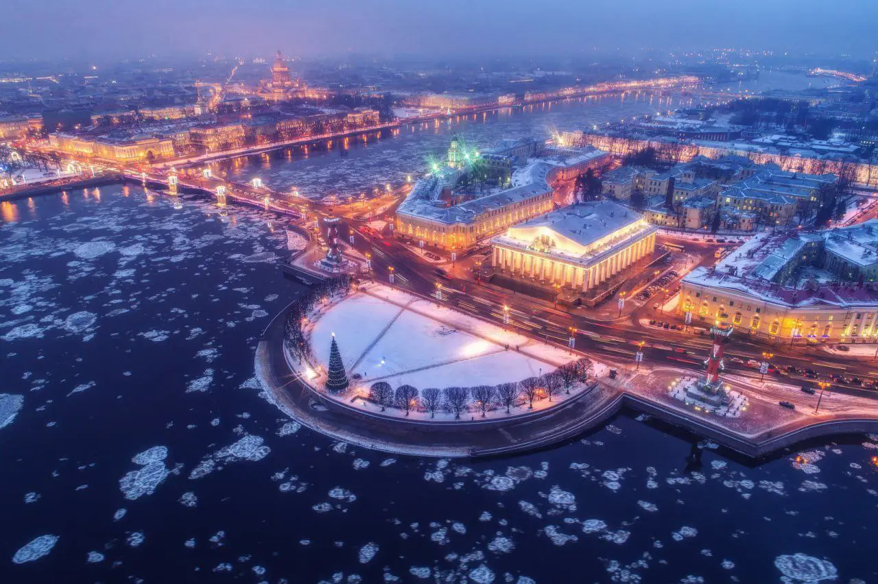 Водная экскурсия по Большой Неве
