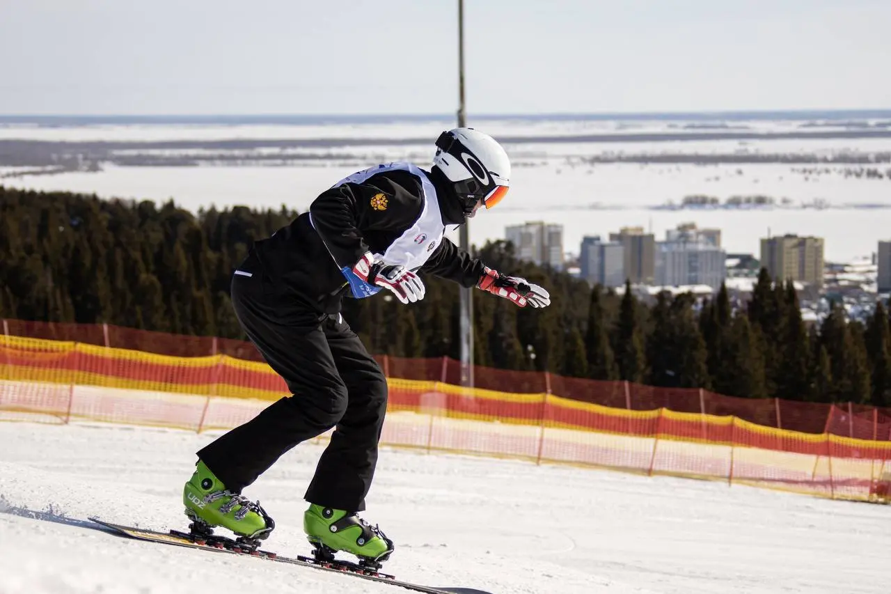 Соревнования по сноуборду среди райдеров
