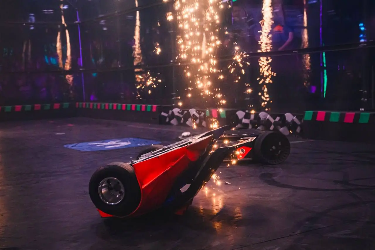 Финал чемпионата по боевой робототехнике «Битва роботов»