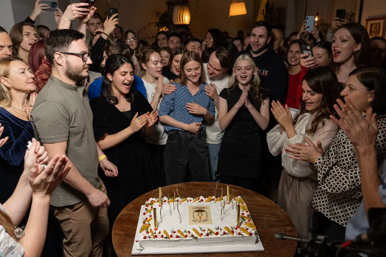 Вечеринка по случаю 13-летия Циферблата