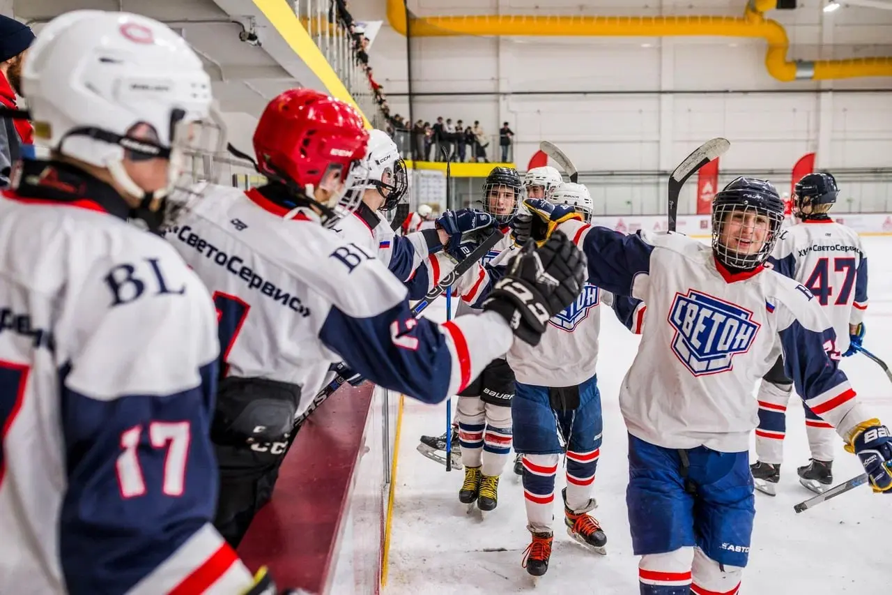 Товарищеская встреча хоккейных сборных