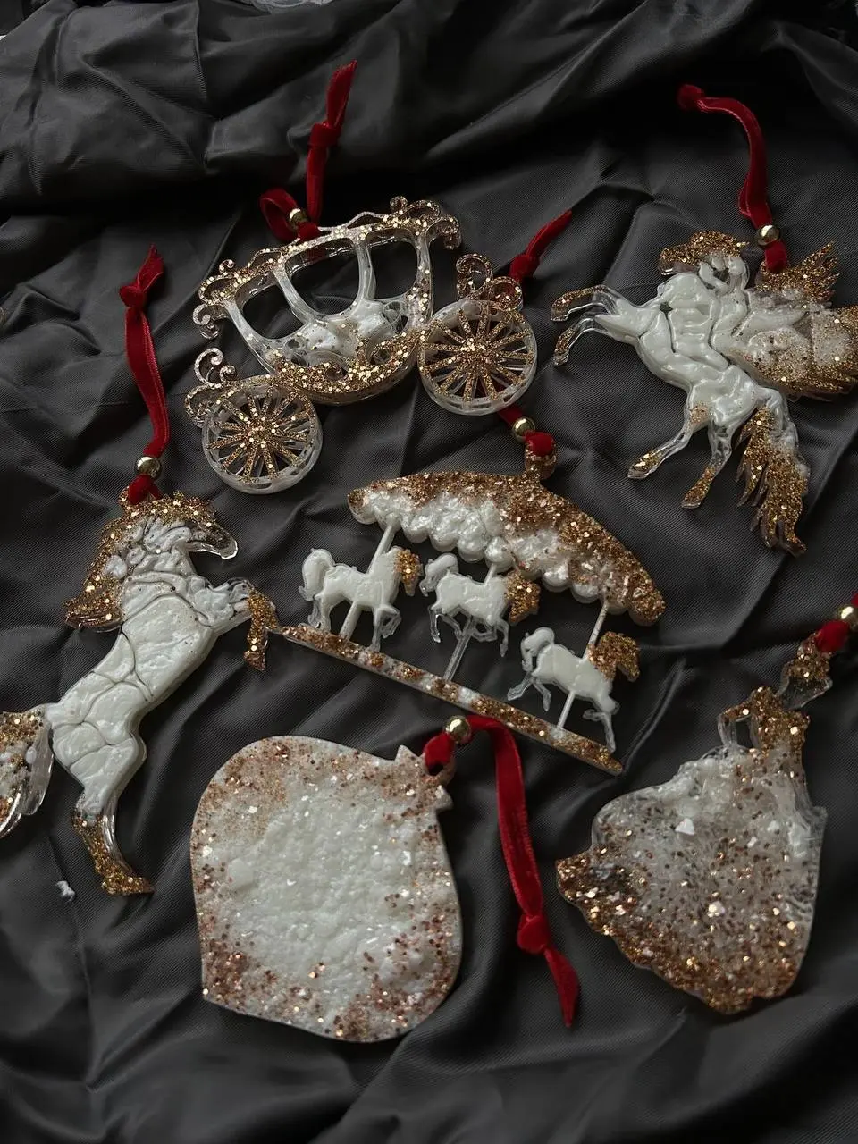 Мастер-класс по изготовлению ёлочных игрушек из эпоксидной смолы