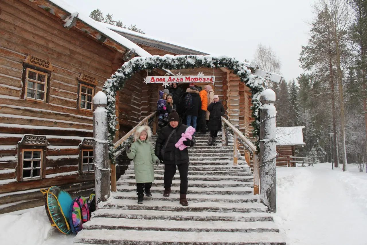 Открытие дома Деда Мороза в Малых Корелах