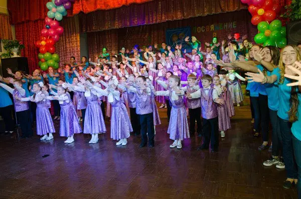 Праздник для детей "Первые ноты"