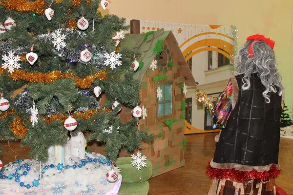 Праздник в библиотеке: Мастерская новогоднего настроения