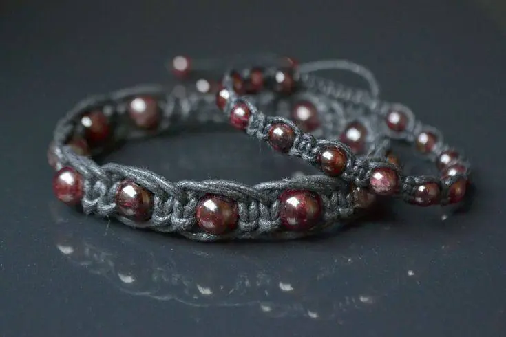 Мастер-класс по плетению браслета-оберега Шамбала