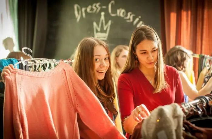 Обмен вещами на тему обновления гардероба