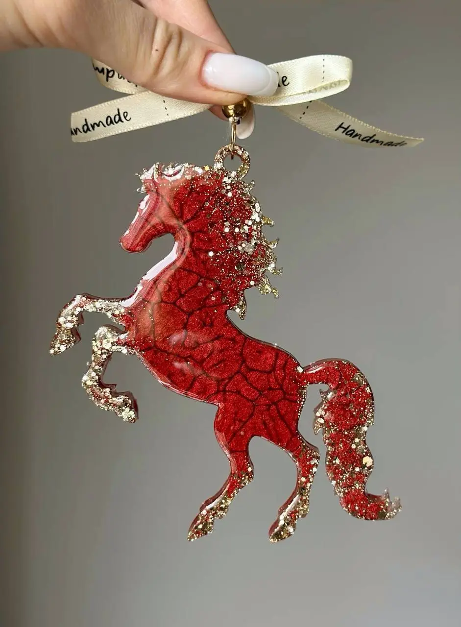 Мастер-класс по изготовлению ёлочных игрушек из эпоксидной смолы