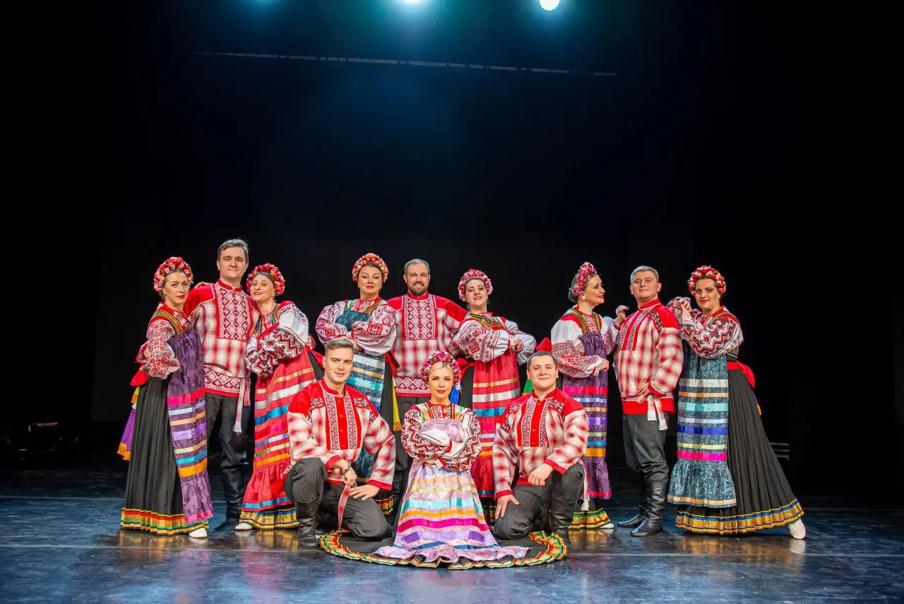 Гала-концерт с участием ансамбля «Русский стиль» на Никольской ярмарке