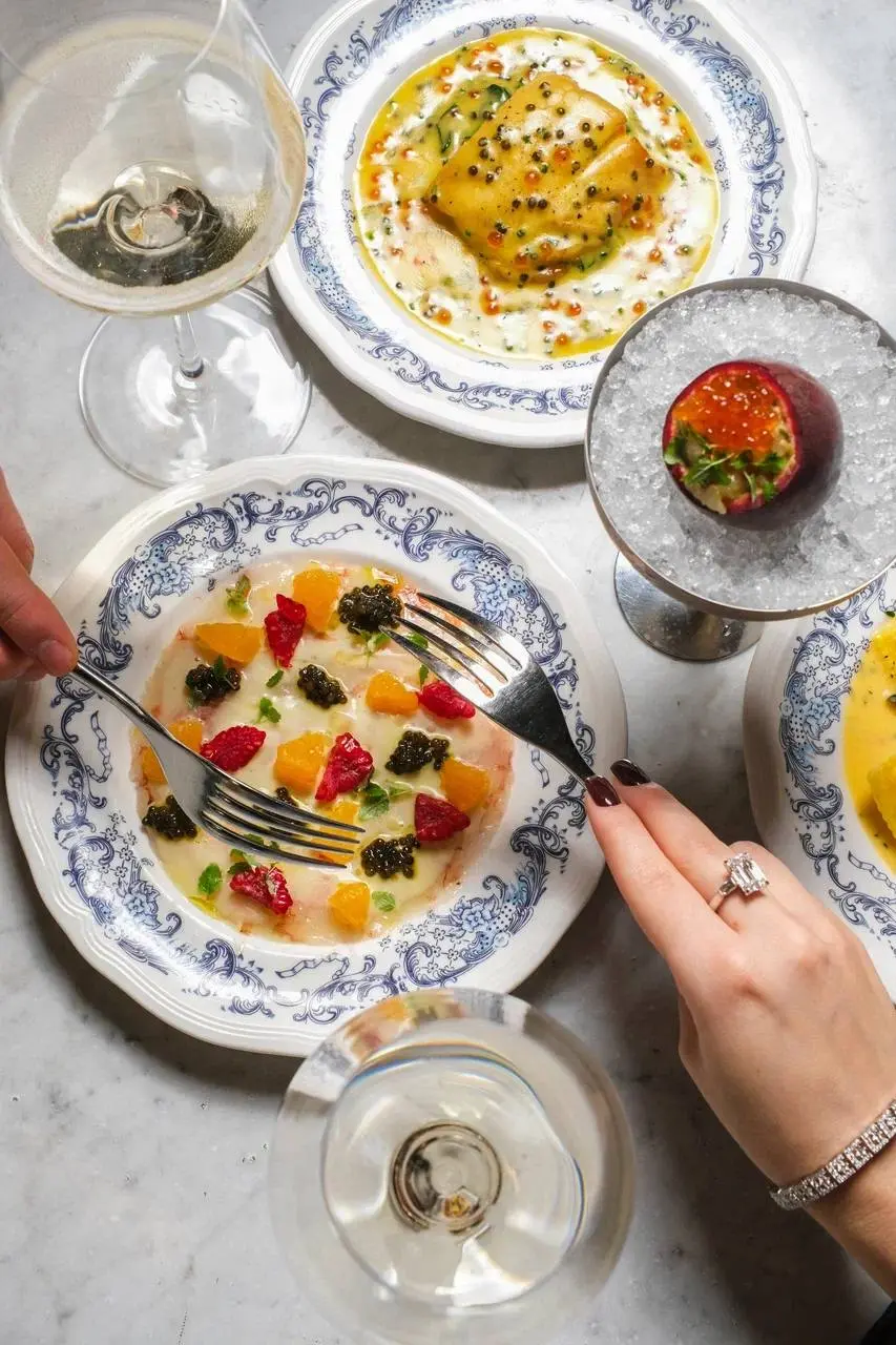 Ужин в преддверии Нового года с икрой