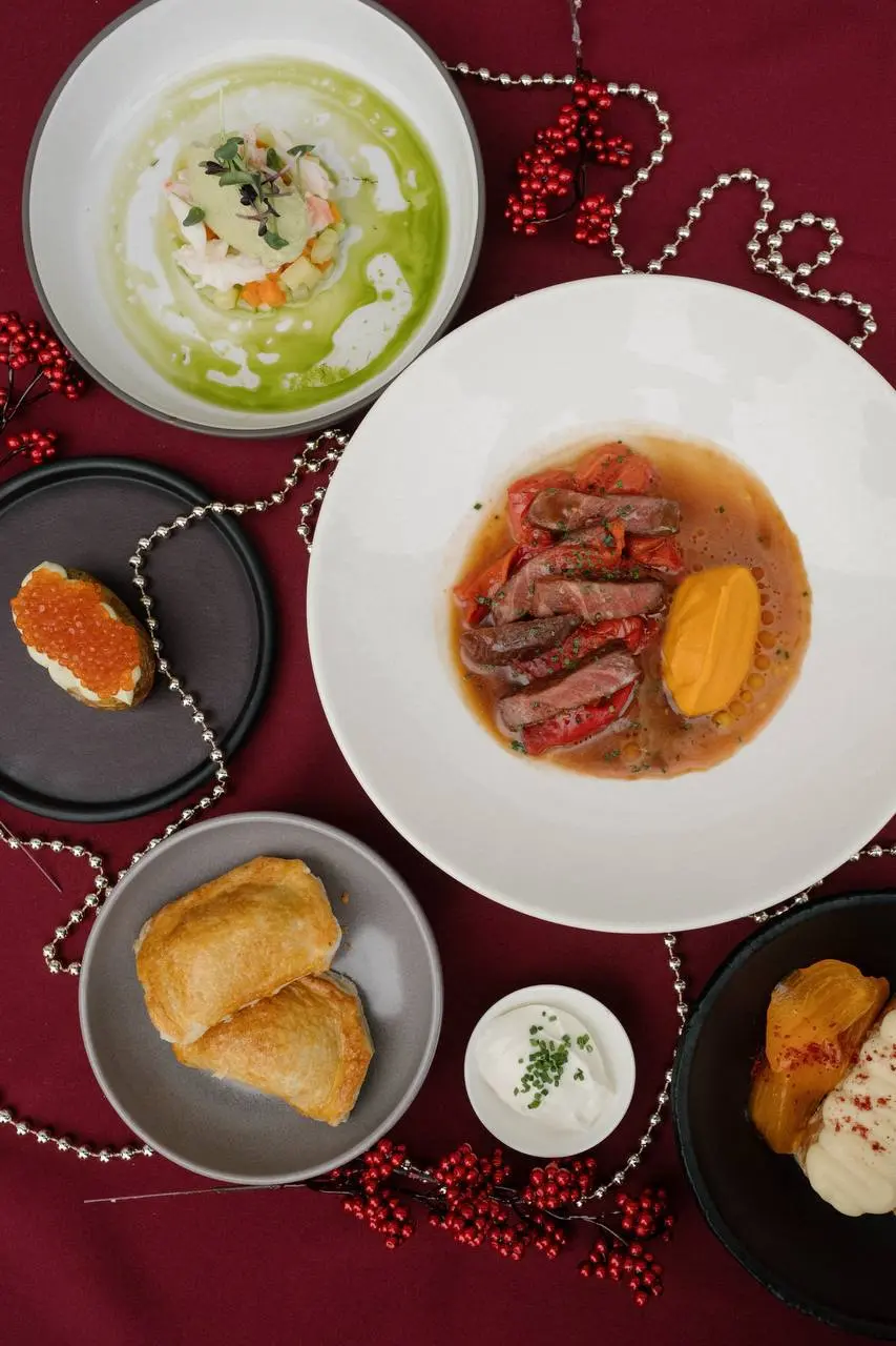 Дегустация новогодней еды в ресторане