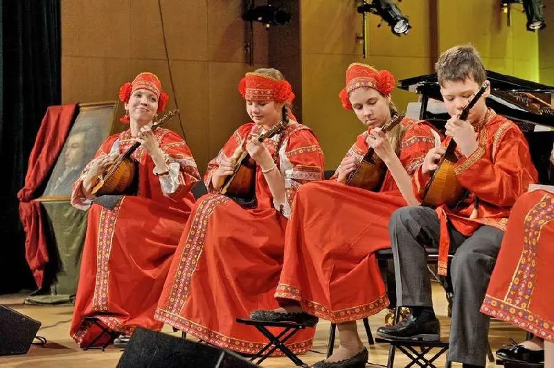 Концерт по теме Музыкальные чудеса декабря