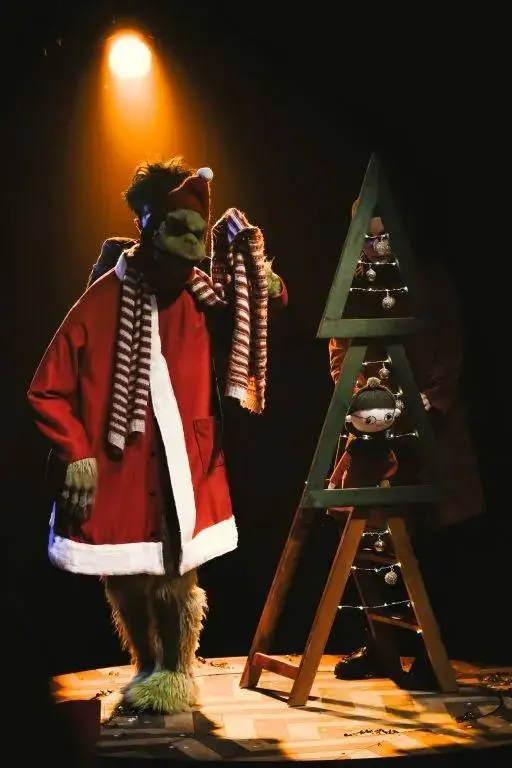 Спектакль про Зеленого Гринча и Рождество
