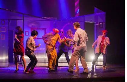 Комедия Знойные мамочки