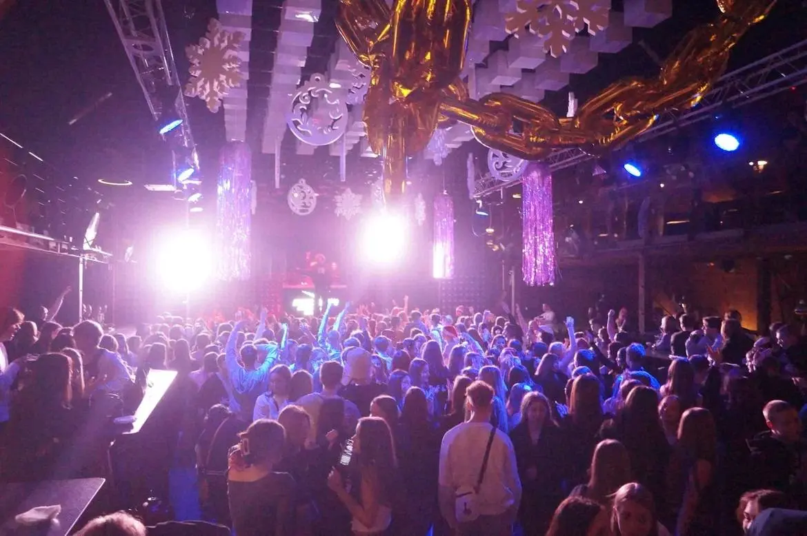 Праздничная встреча Нового Года в ANGAR