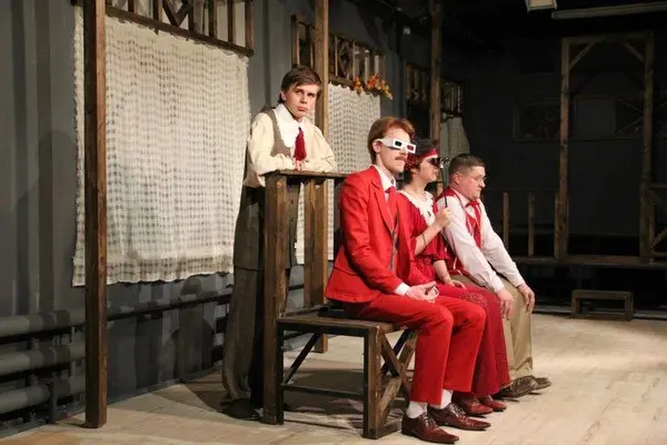 Ироничная комедия Пленные духи