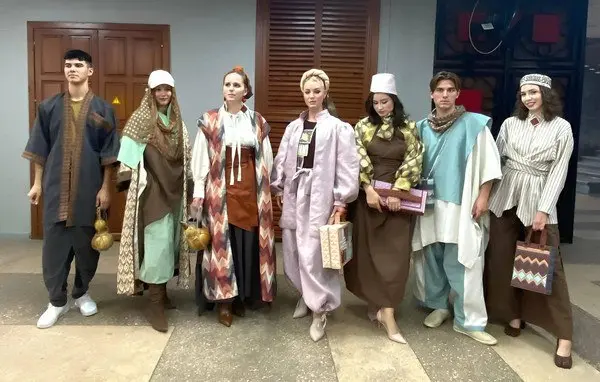 Презентация проекта о коллекции одежды Дервиши Верещагина