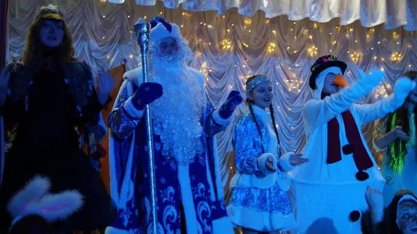 Спектакль для детей Как Иван к Деду Морозу ходил