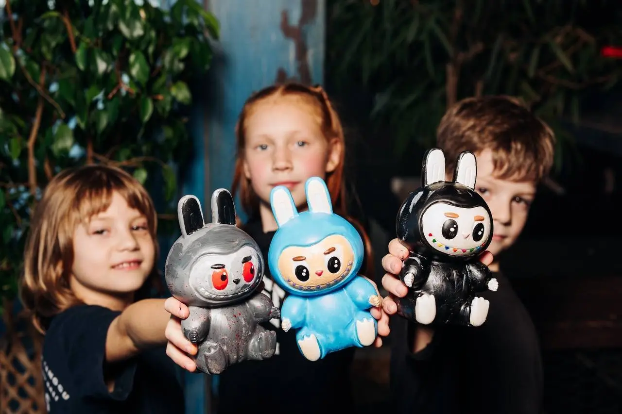 Мастер-класс по созданию виниловой игрушки Лабубу