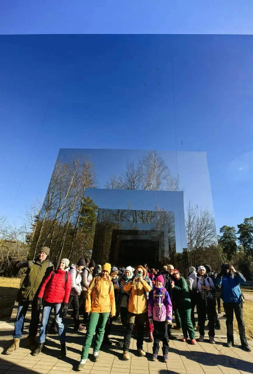 Арт-маршрут по теме Красного квадрата Малевича