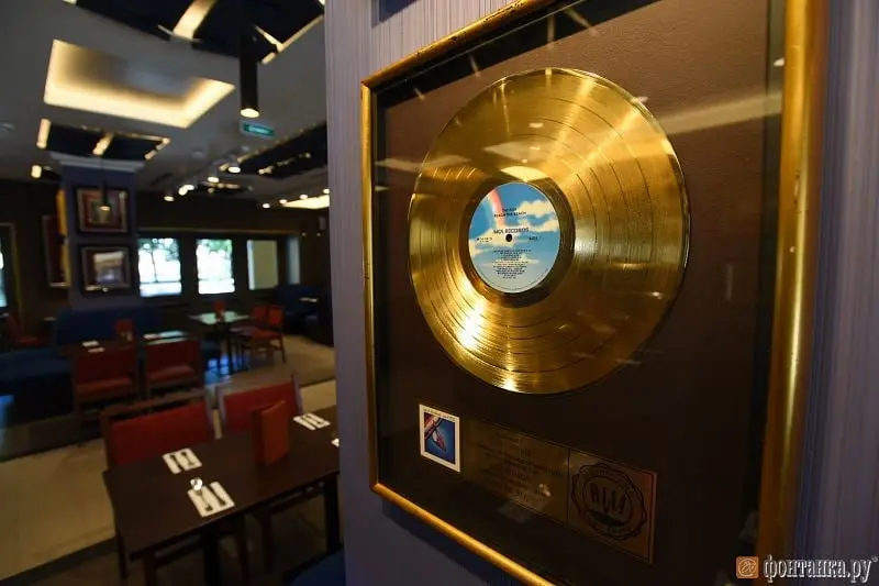 Барахолка по обмену виниловых пластинок