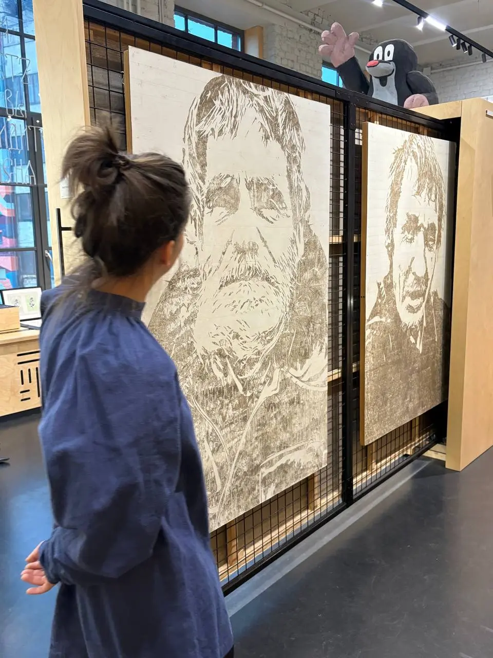 Выставка стрит-арта Осторожно! Хрупкое