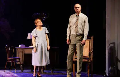 Спектакль Незамужняя женщина