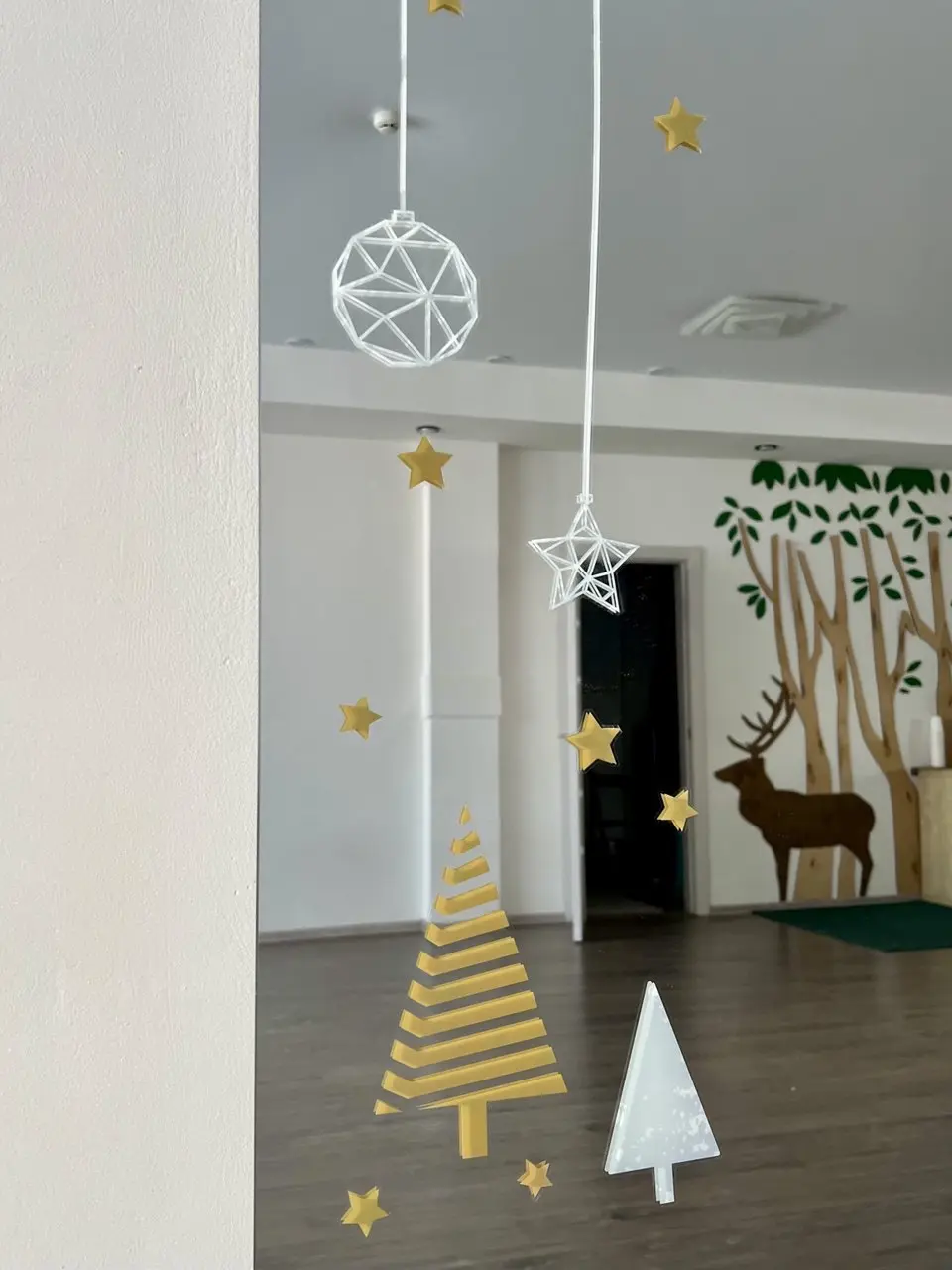 Поддерживающие занятия в студии танцев